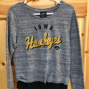 Iowa Hawkeyes Women’s top